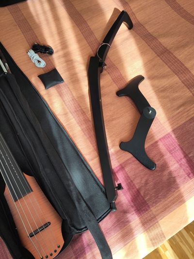 the two parts of the end pin, still apart